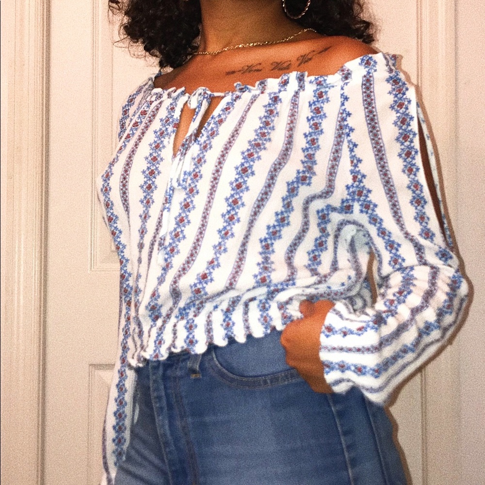 Patterned Long Sleeve🛍
